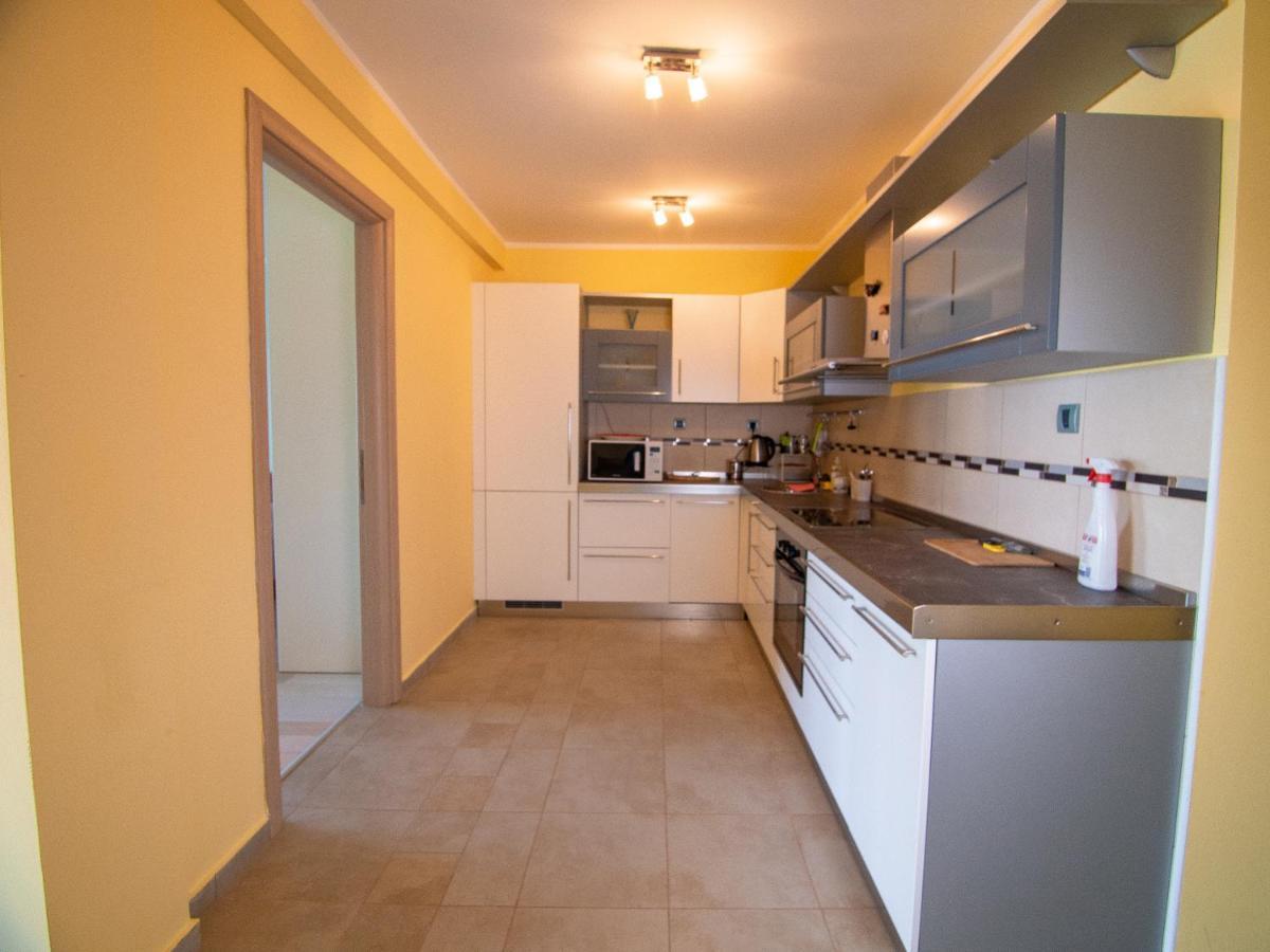 Mum'S Apartment Петровац Экстерьер фото