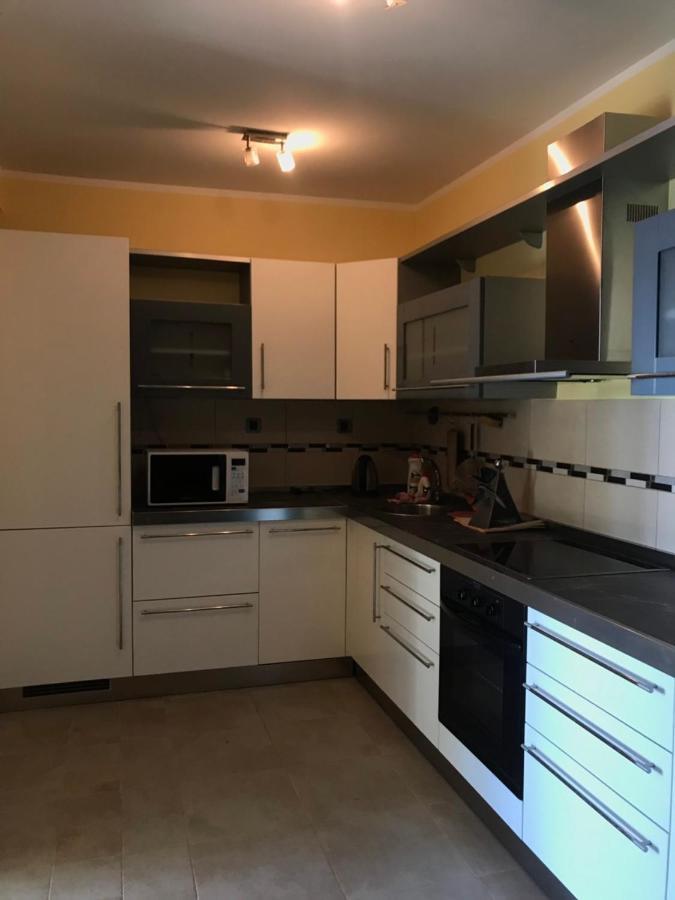 Mum'S Apartment Петровац Экстерьер фото